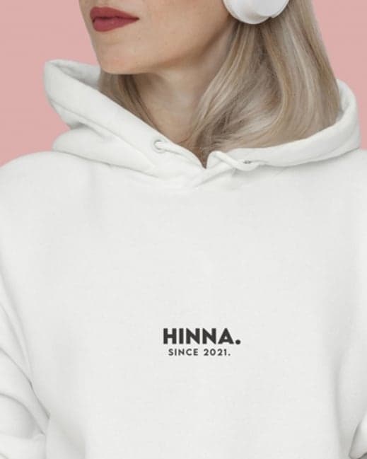 Hinna: Mikina bílá